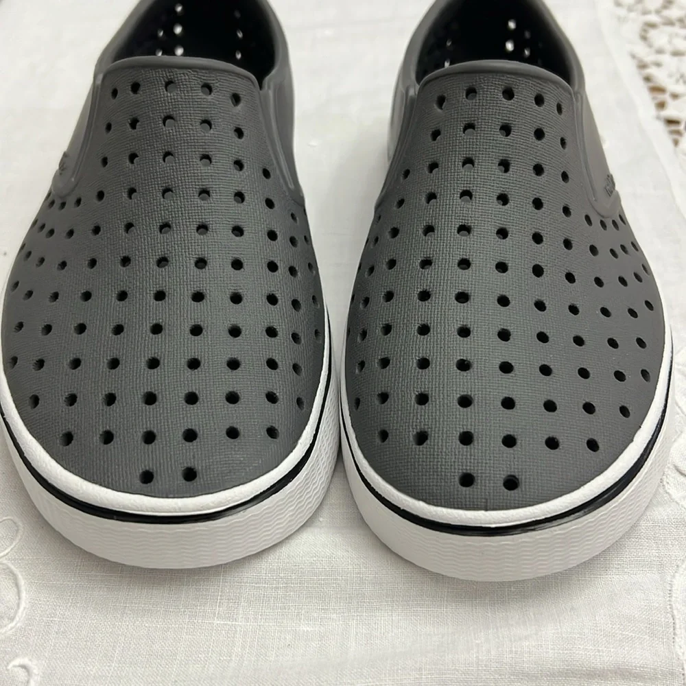 Native Shoes Gray Miles size M4/W6 - Picture 3 of 11
